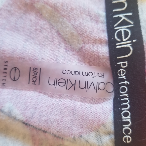 Calvin Klein Cropped Hoodie - Picture 4 of 4